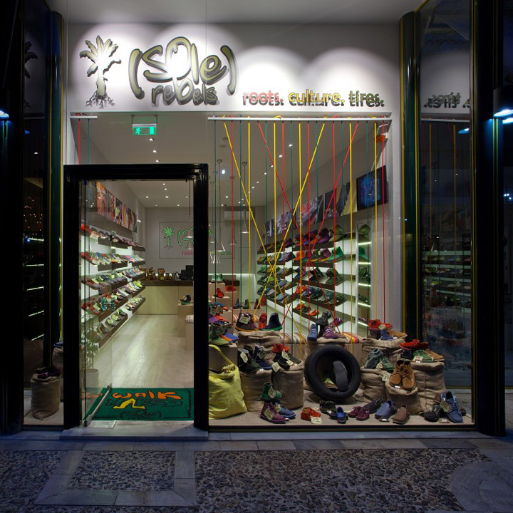 40平米鞋店門(mén)頭